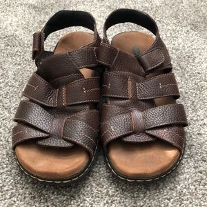 Men’s Dr. Scholl’s memory foam Cool Fit leather sandals. Great shape. Size: 8M.